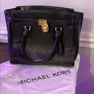 Michael Kors Hamilton in Black